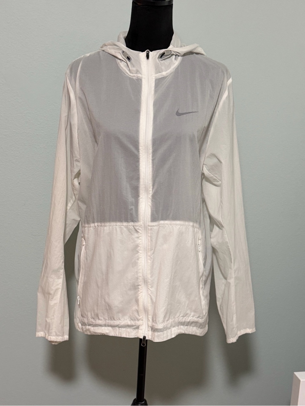NIKE Impossibly Light Running Windbreaker Jacket - Large